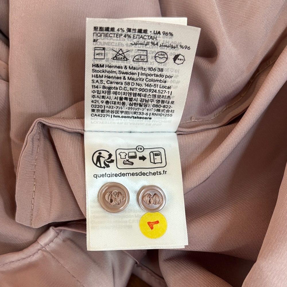 H&M NWT Silky Mauve Button-Up Blouse L - Picture 8 of 8